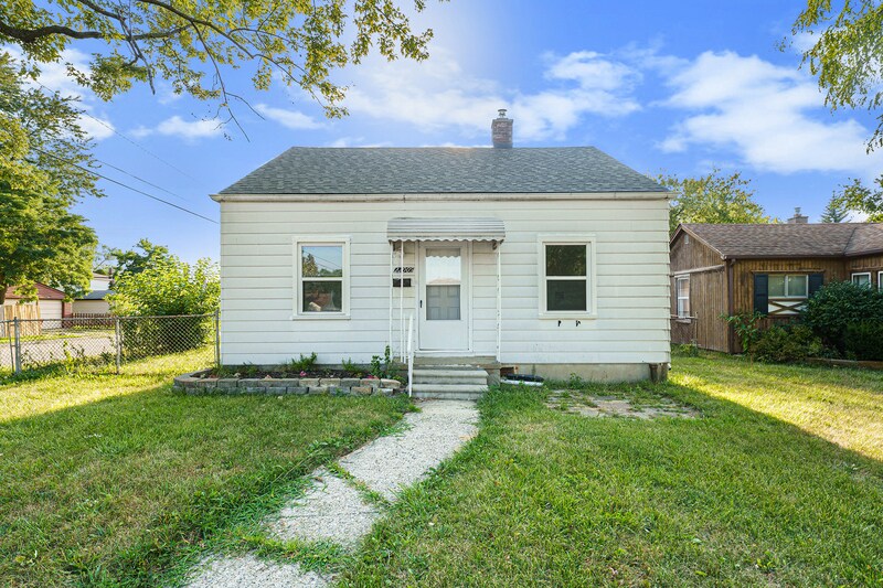 22005 Rausch Ave, Eastpointe, MI 48021 House Rental in Eastpointe, MI