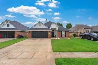 Building Photo - 2531 Brookhaven Dr