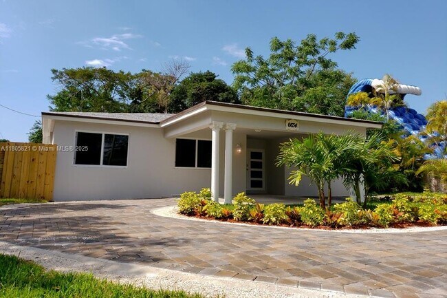 Building Photo - 6634 SW 76th Terrace