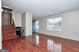 Building Photo - 12828 Pinecrest Rd