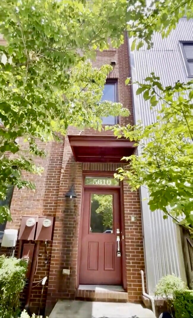 Building Photo - 5610 Baltimore Ave