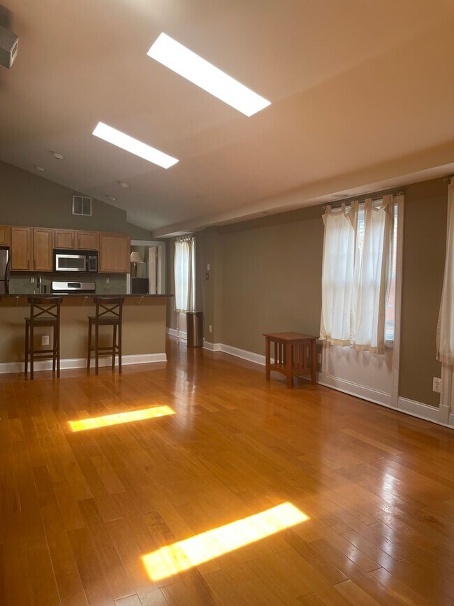 Foto del edificio - Boutique 1 bed, 1 bath Rittenhouse Condo