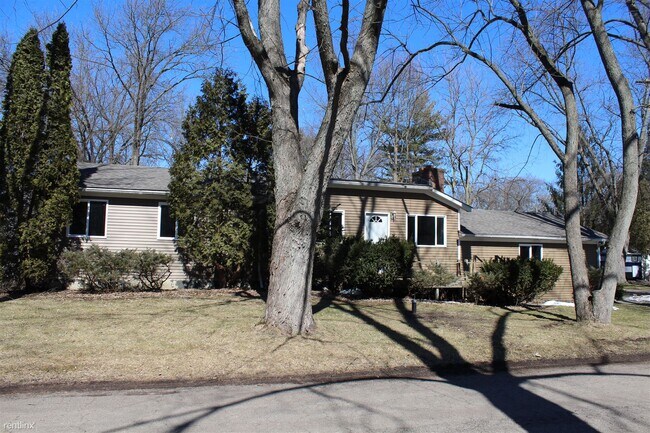 Foto del edificio - 3 br, 1.5 bath House - 9610 Nestoria St