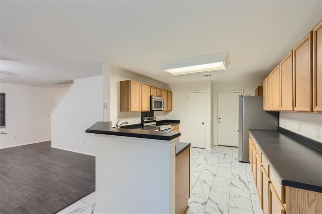 Building Photo - 5521 Victory Gallop Dr