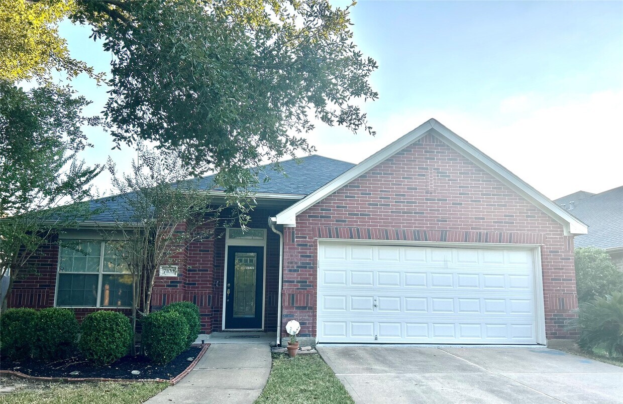 Foto principal - 7106 Marble Springs Dr