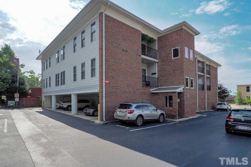 Primary Photo - 610 Hillsborough Street Unit 204