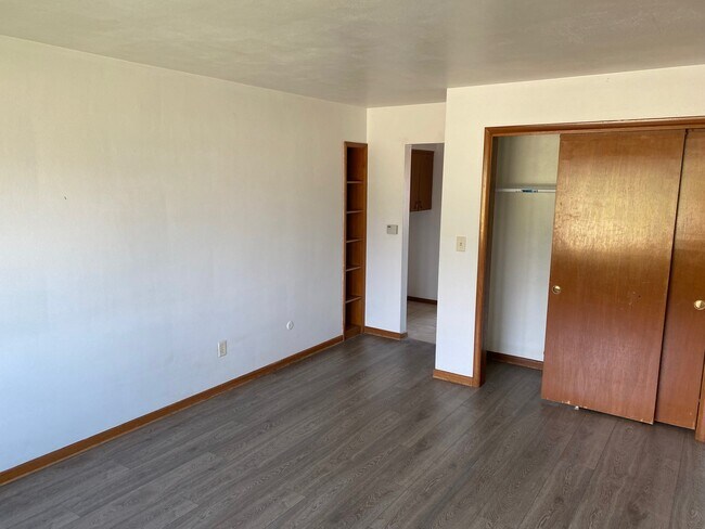 Foto del edificio - 1124 4th St W