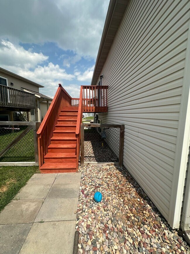 Foto del edificio - 4 Bedroom Townhome