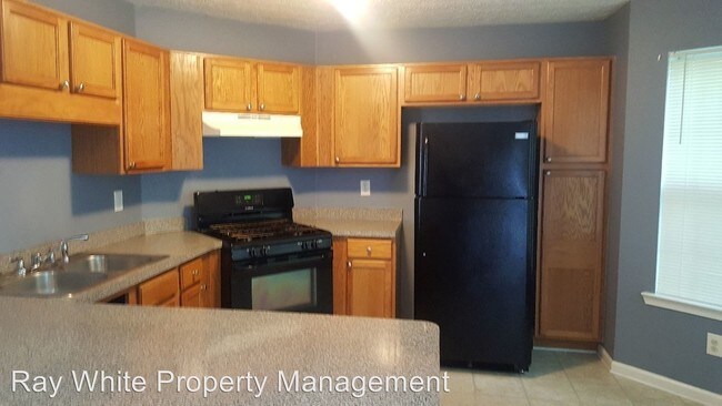 Foto del edificio - 6530 Charter Way