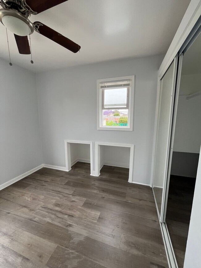 Foto del edificio - 3 Bedroom 1.5 Bath Back house