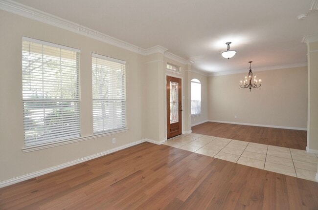 Foto del edificio - 5527 Baron Ridge Ln