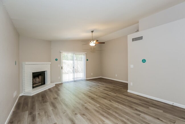 Building Photo - 1616 N Alta Mesa Dr