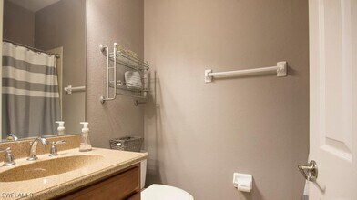 Building Photo - 8198 Valiant Dr