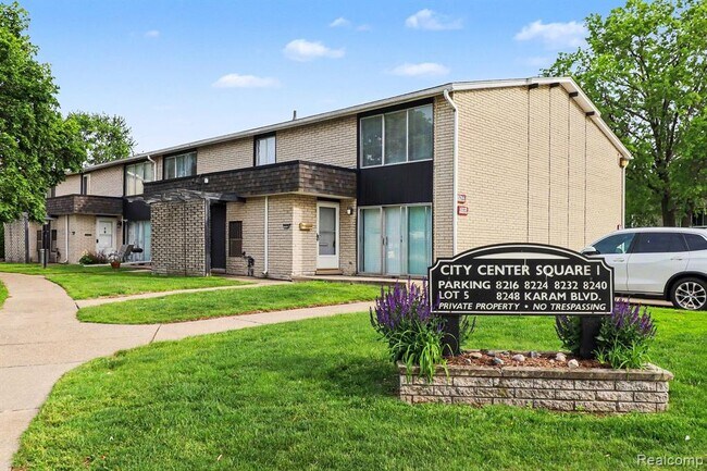 Foto del edificio - 8232 Karam Blvd