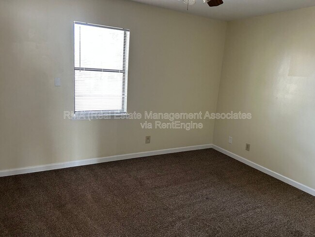 Foto del edificio - 108 Westwind Ct