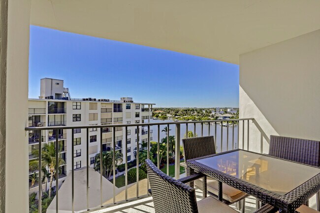 Building Photo - 3545 S Ocean Blvd