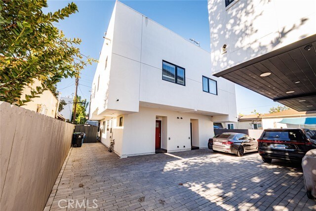 Foto del edificio - 3143 S Halm Ave