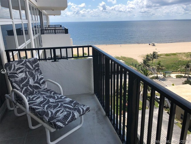 Foto del edificio - 525 N Ocean Blvd