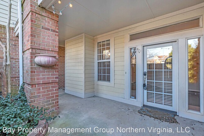 Building Photo - 2 br, 2 bath House - 1311 GARDEN WALL COURT