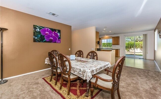 Foto del edificio - Beautiful, 4BD/3BA Rancho Belago Home