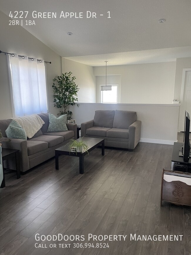 Building Photo - 4227 Green Apple Dr