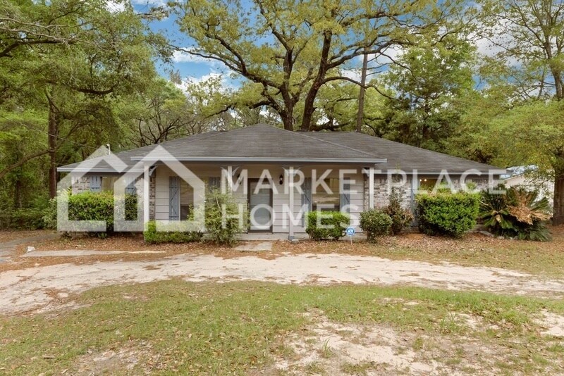 Primary Photo - 4231 Tara Dr N