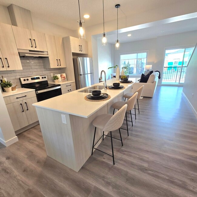 Building Photo - Gorgeous 3 bedroom, 2.5 bathroom townhouses for rent in NE Edmonton!