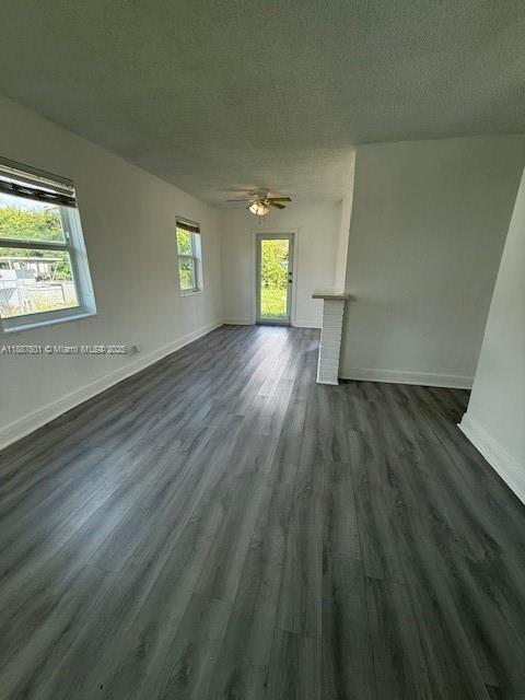 Foto del edificio - 1631 NW 14th Ct