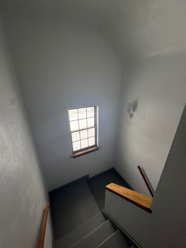 Foto del edificio - 980 De Couagne Dr