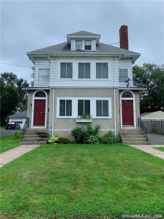 Foto principal - 62 Quaker Ln S