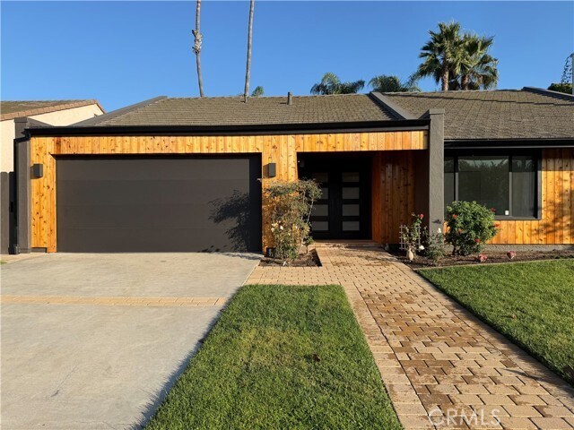 Foto del edificio - 15999 Via De Las Palmas