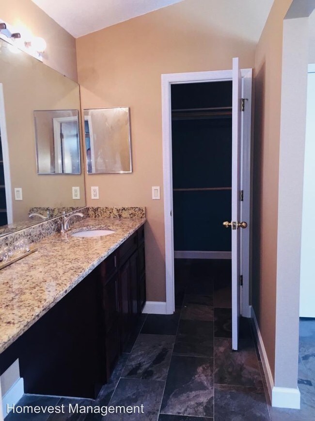 Foto del edificio - 3 br, 2 bath House - 6519 Grosvenor Lane
