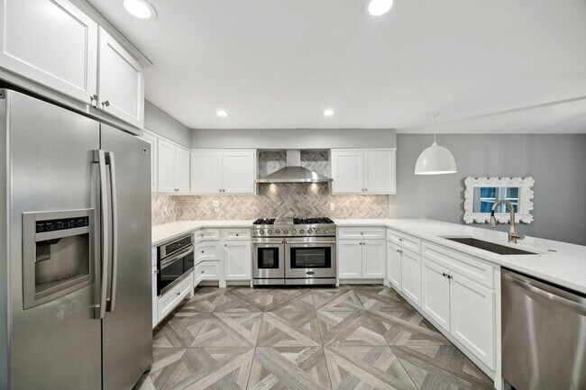 Foto del edificio - 7018 Blackwood Dr