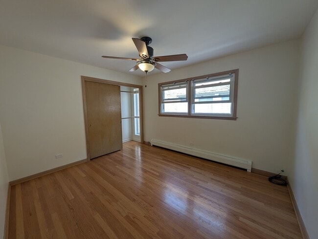 Building Photo - 6537 N Natoma Ave