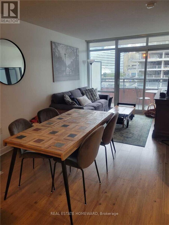 Photo du bâtiment - 908 - 4K SPADINA AVENUE