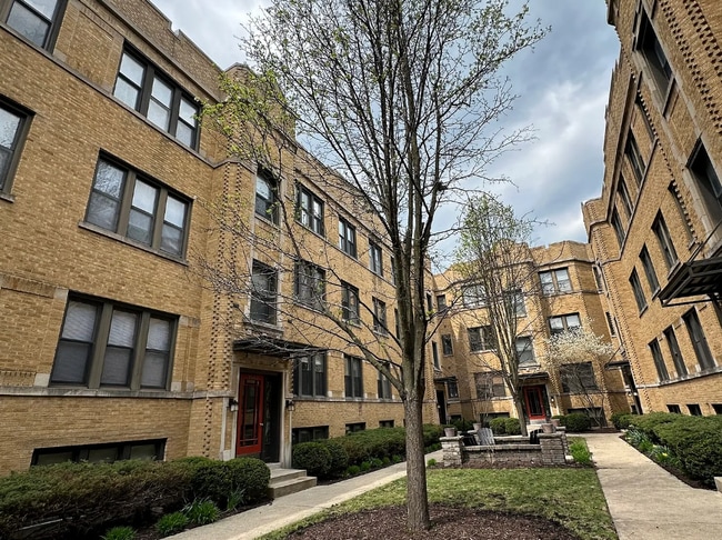 Building Photo - 1360 W Estes Ave