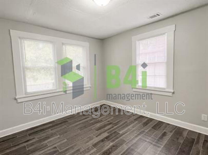 Foto principal - 2056 Mason St