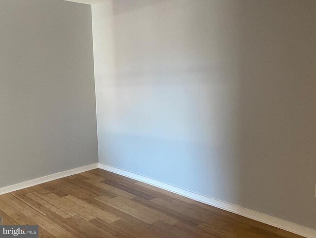 Building Photo - 503 S 52nd St