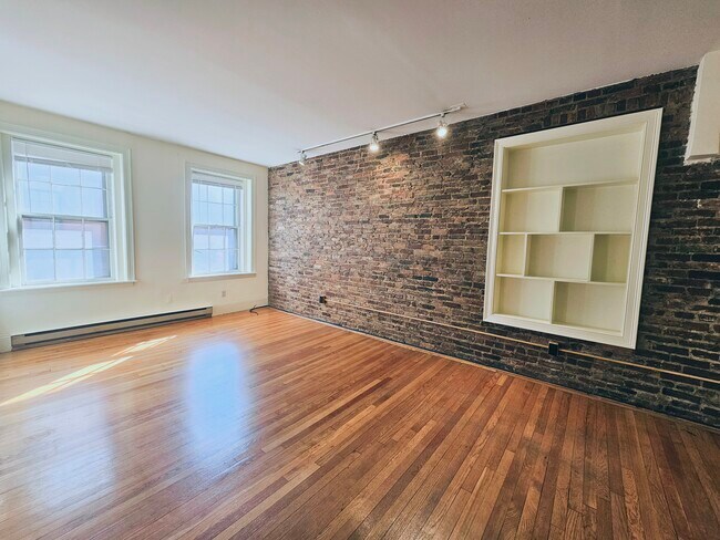 Foto del edificio - 81 West Cedar St
