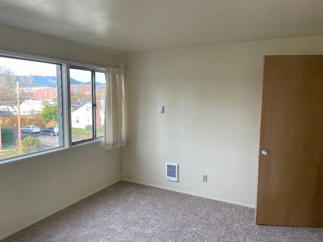 Foto del edificio - 1010-1062-1062 NW Fillmore Ave