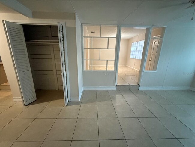 Building Photo - 3619 S Hesperides St