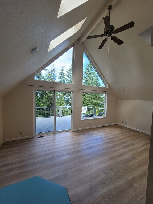 Foto del edificio - Puget sound view 1 bedroom 1 bathroom cott...