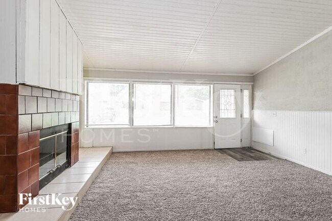 Foto del edificio - 3045 Kingsley Dr