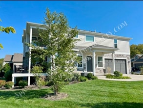 Building Photo - 6942 W 162nd Ct