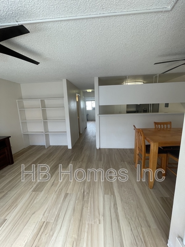 Building Photo - 46-269-269 Kahuhipa St