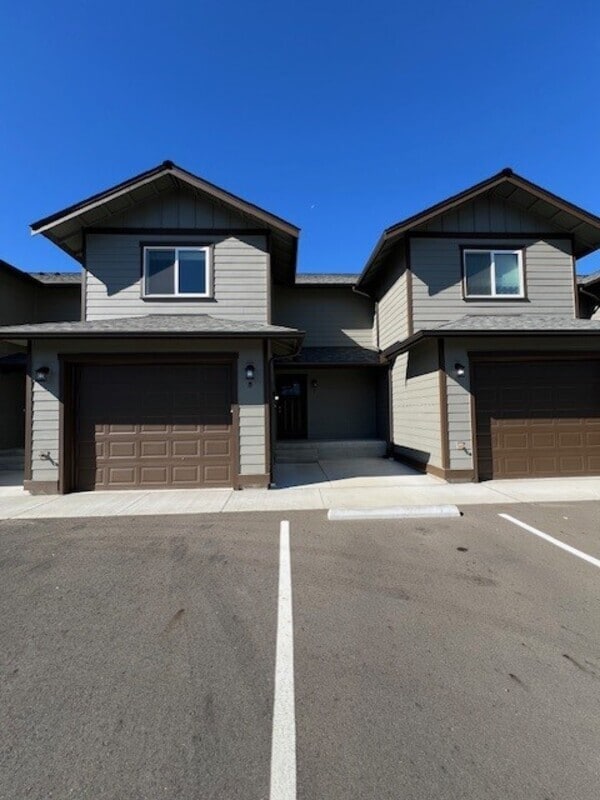 Foto principal - 610 Mead Ave