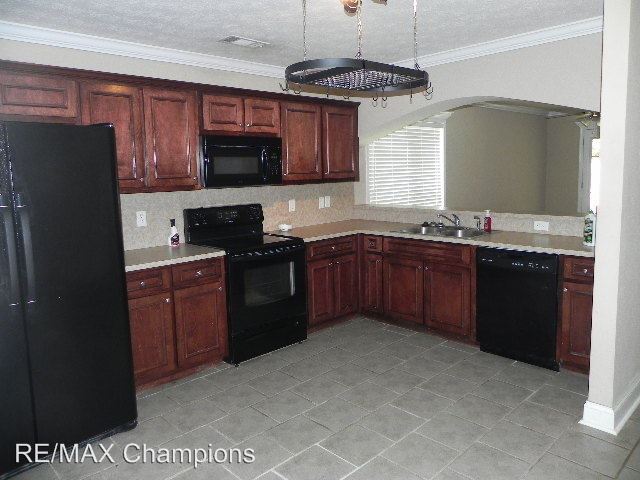 Building Photo - 21 Arbor Cove Dr