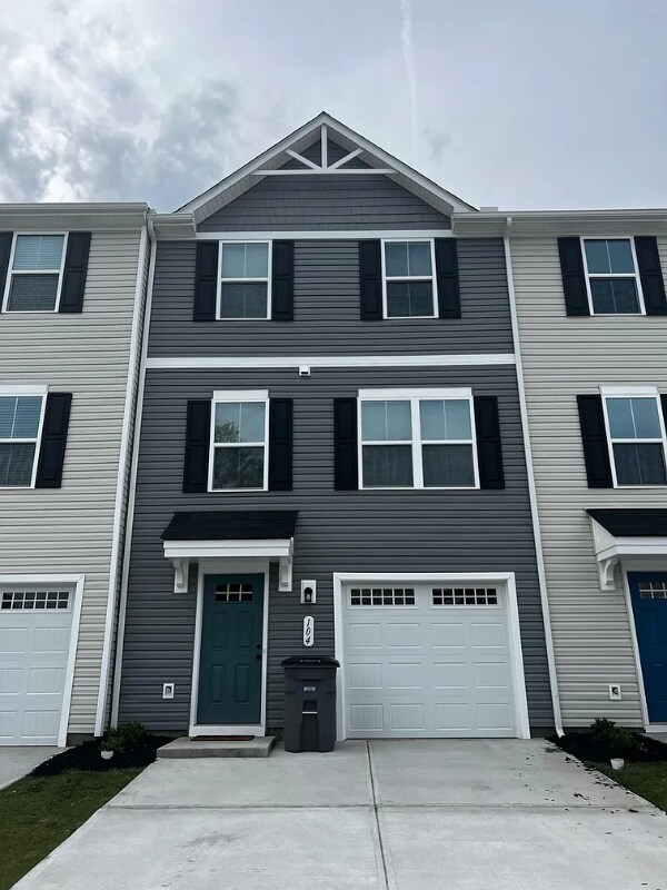 Foto principal - 104 Verdant Leaf Wy