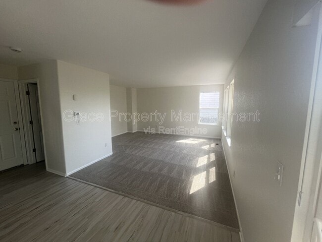 Foto del edificio - 3790 E 92nd Pl