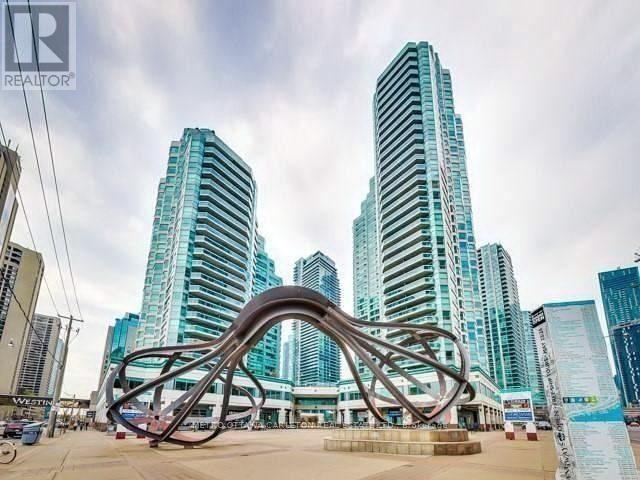 Photo principale - 10-810 Yonge St